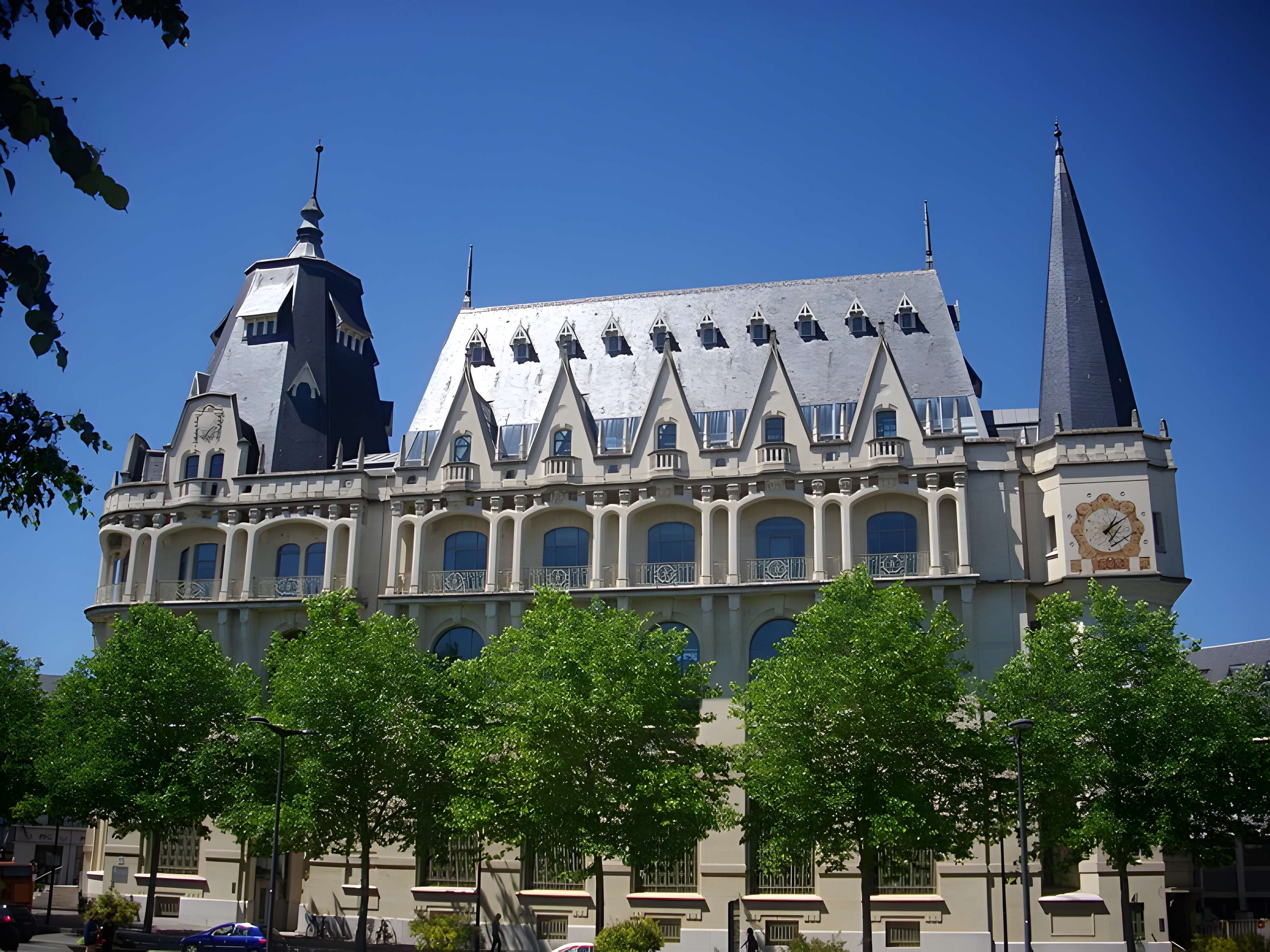 Hôtel des Postes à Chartres