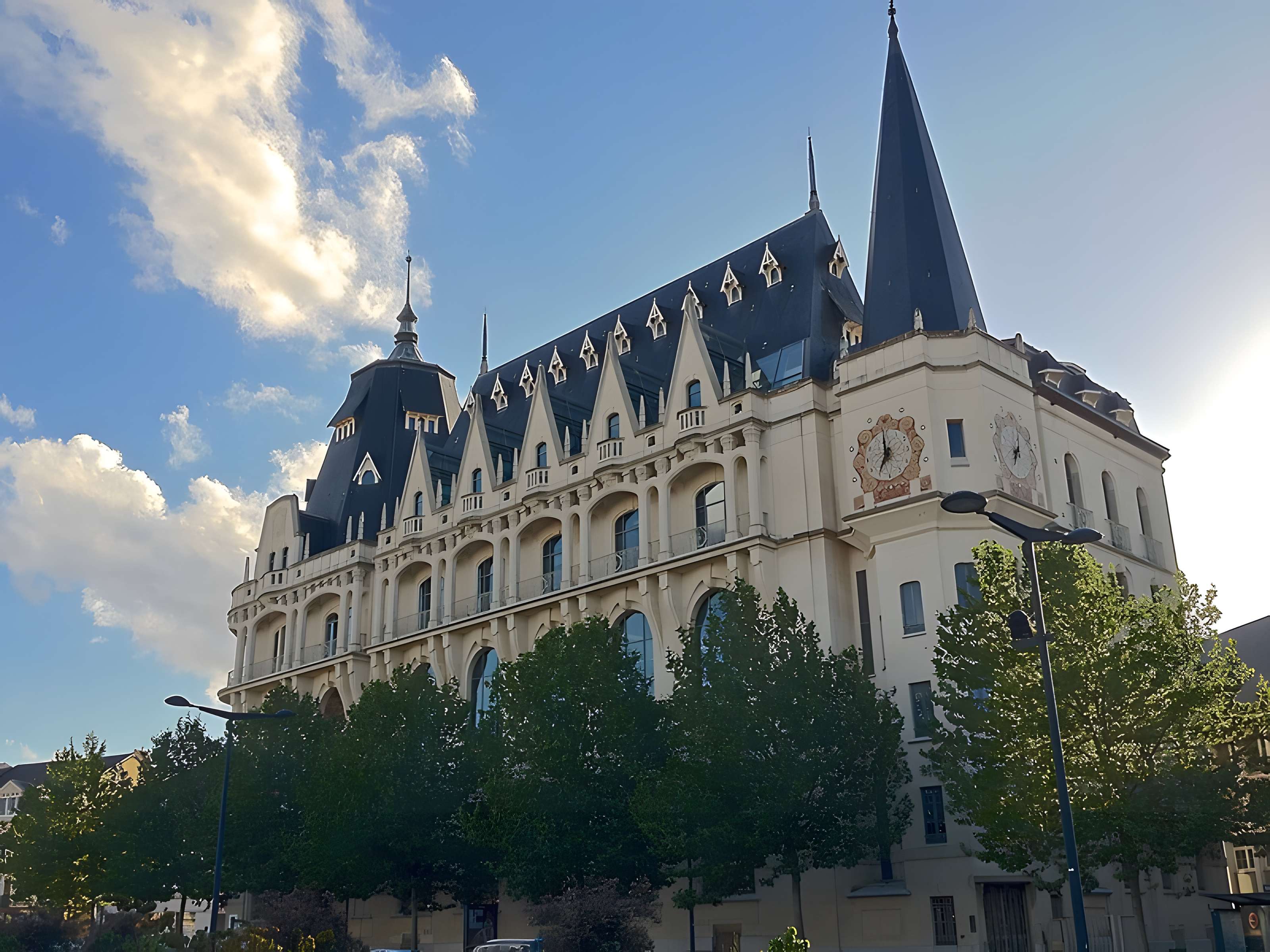 Hôtel des Postes à Chartres