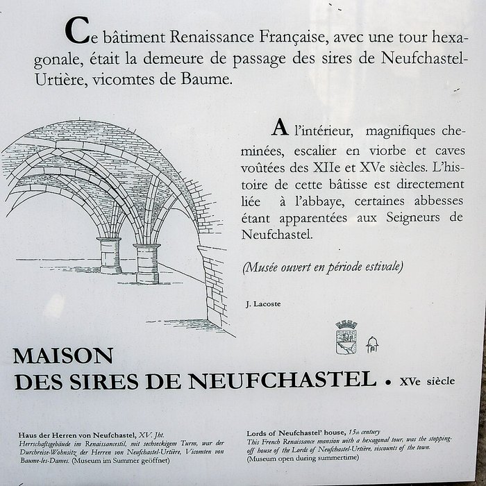 Photo de Hôtel des sires de Neuchâtel à Baume-les-Dames