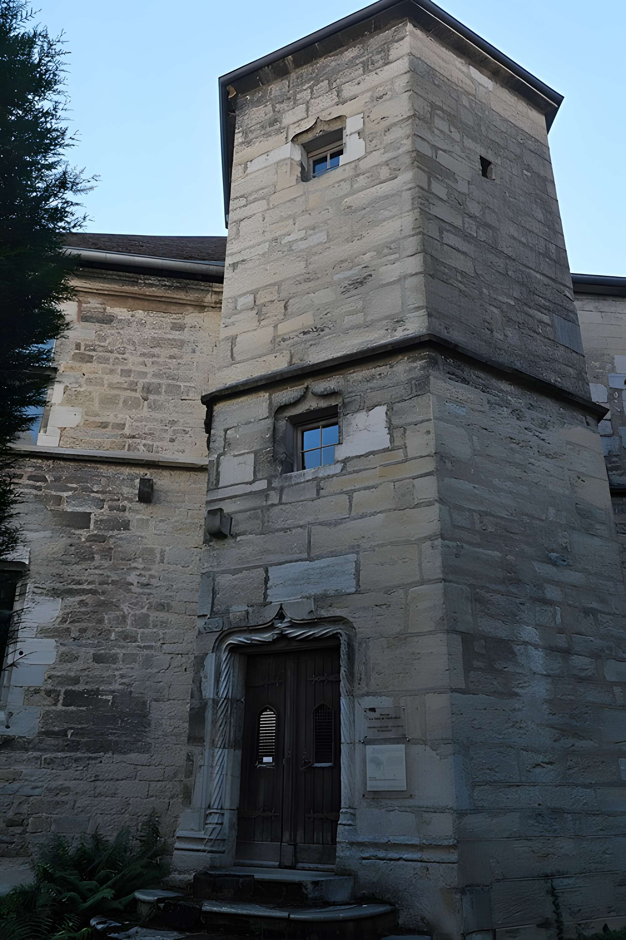 Hôtel des sires de Neuchâtel à Baume-les-Dames