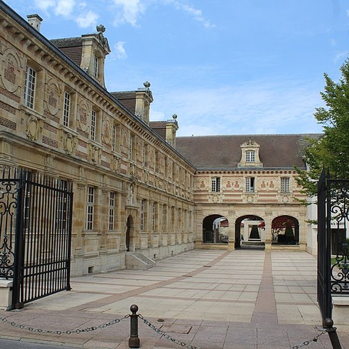 Photo de Hôtel du Conseil général de la Marne à Châlons-en-Champagne