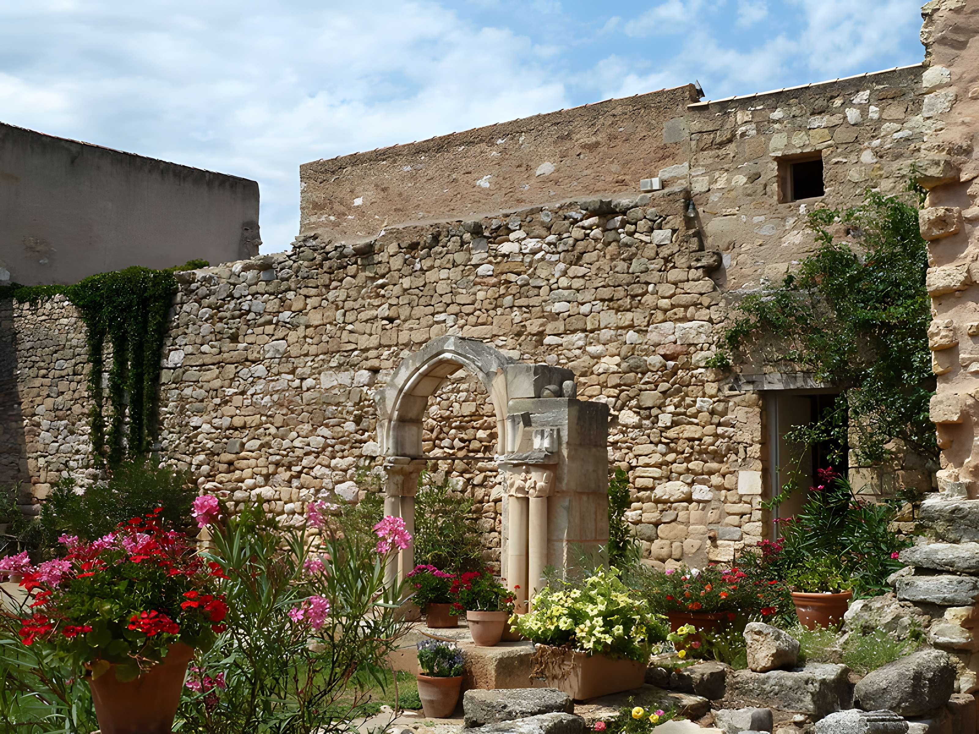 Abbaye Sainte-Marie de Fontcaude