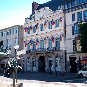 Hôtel du Dauphin à Douai