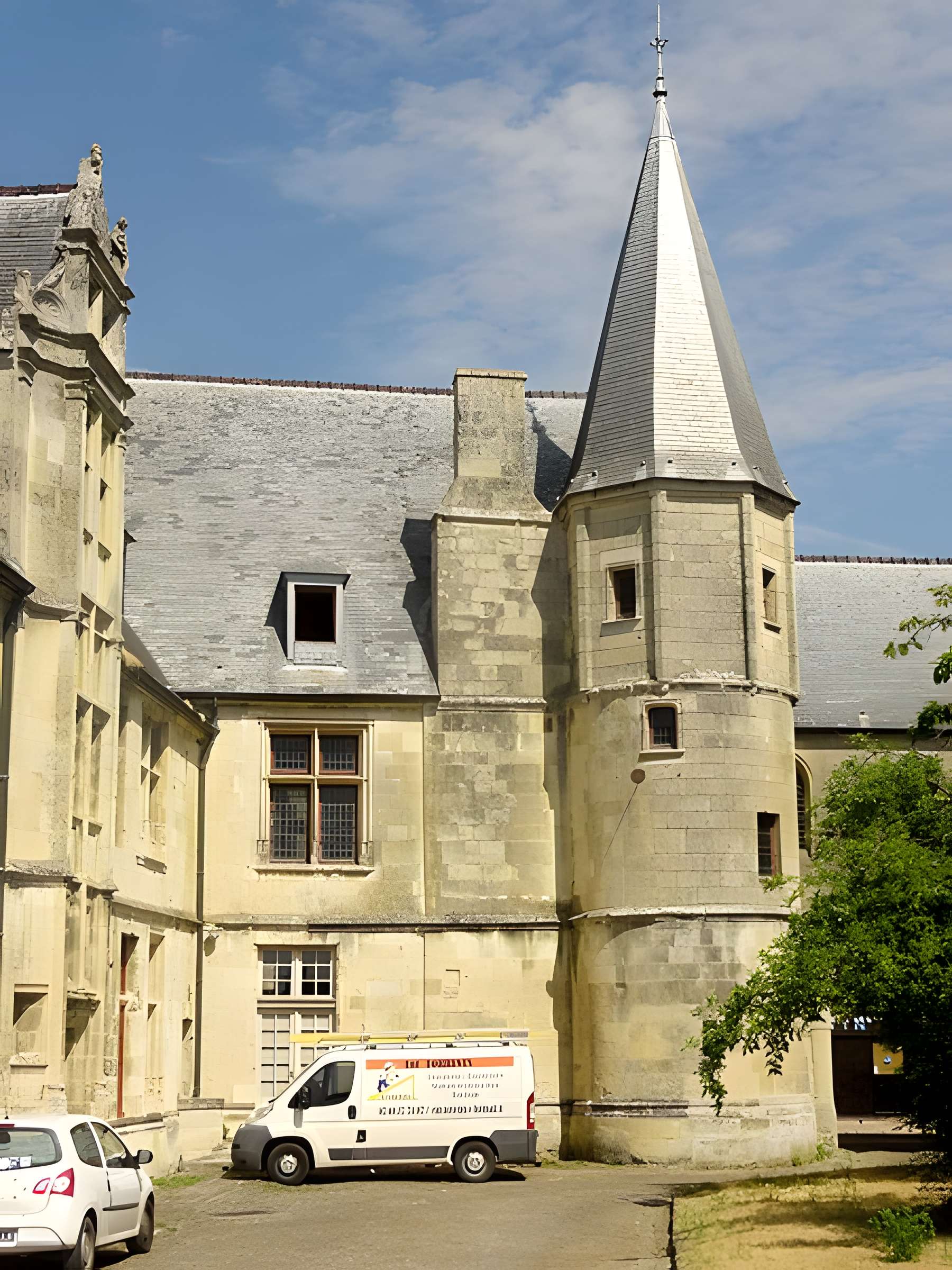 Hôtel du Petit-Saint-Vincent à Laon