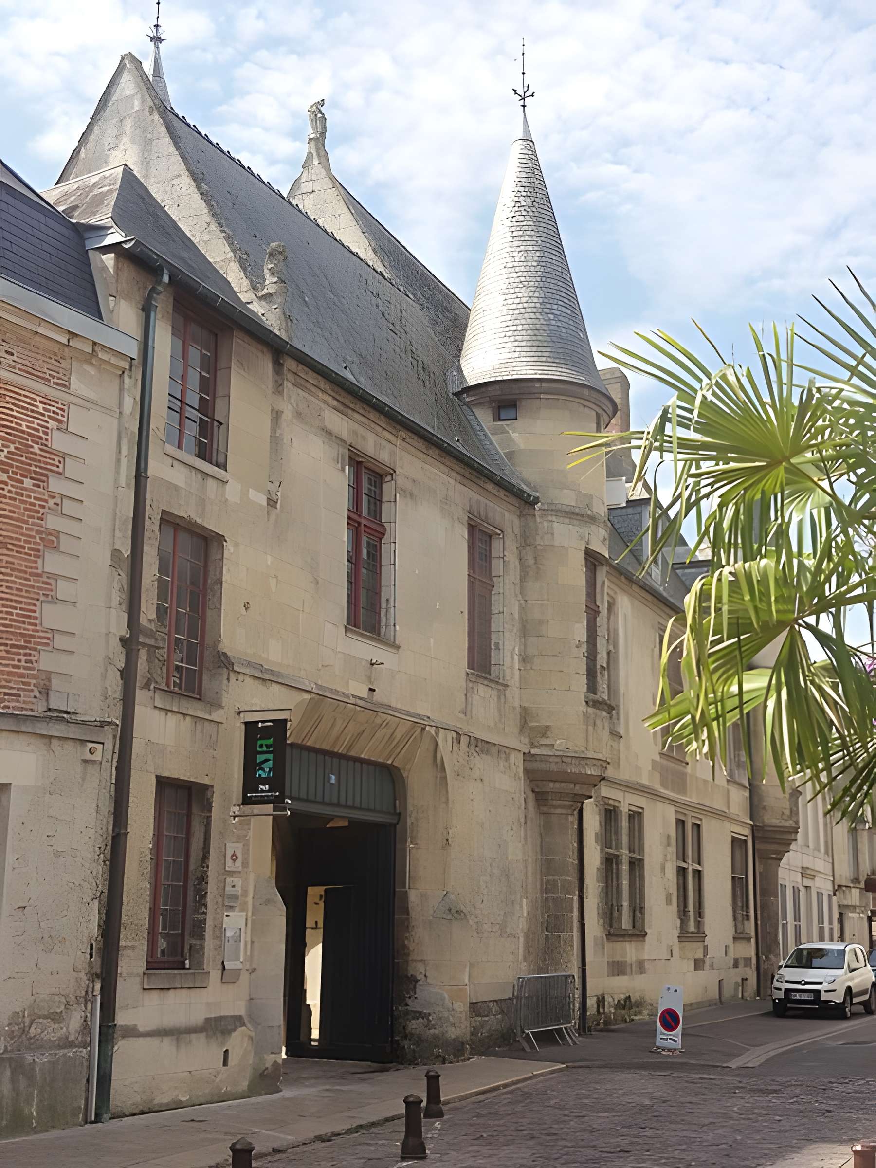 Hôtel du Petit-Saint-Vincent à Laon