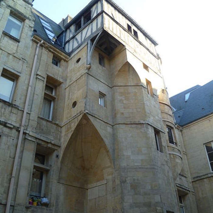 Photo de Hôtel Duquesnoy-du-Thon à Caen