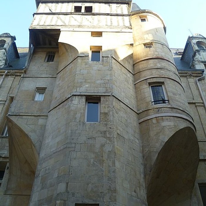 Photo de Hôtel Duquesnoy-du-Thon à Caen