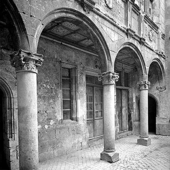 Photo de Hôtel Euverte-Hatte à Orléans