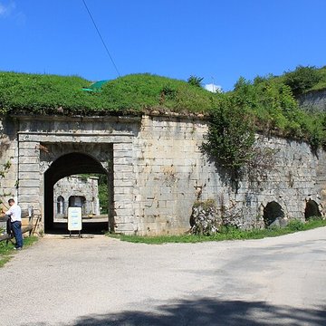 Fort Saint-André de Salins-les-Bains