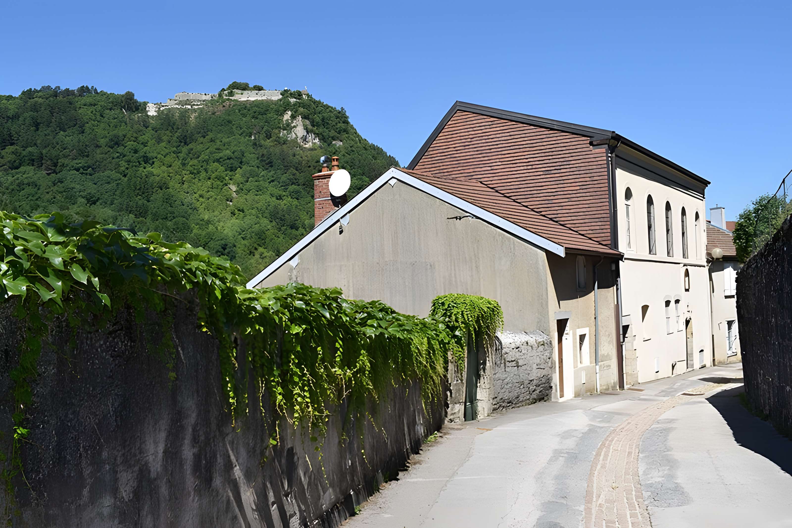 Fort Saint-André de Salins-les-Bains