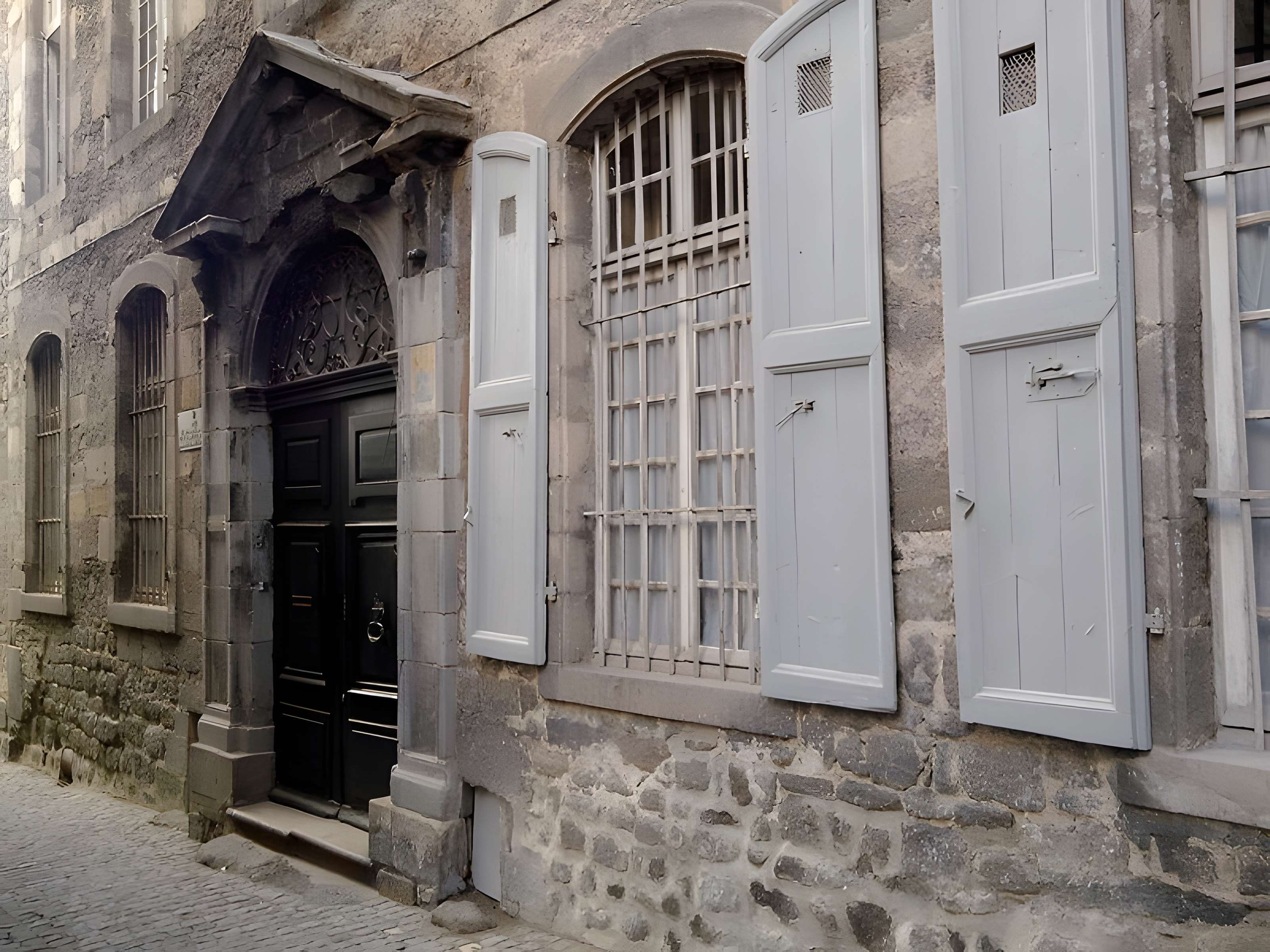 Hôtel Jerphanion-Cambacérès au Puy En Velay 