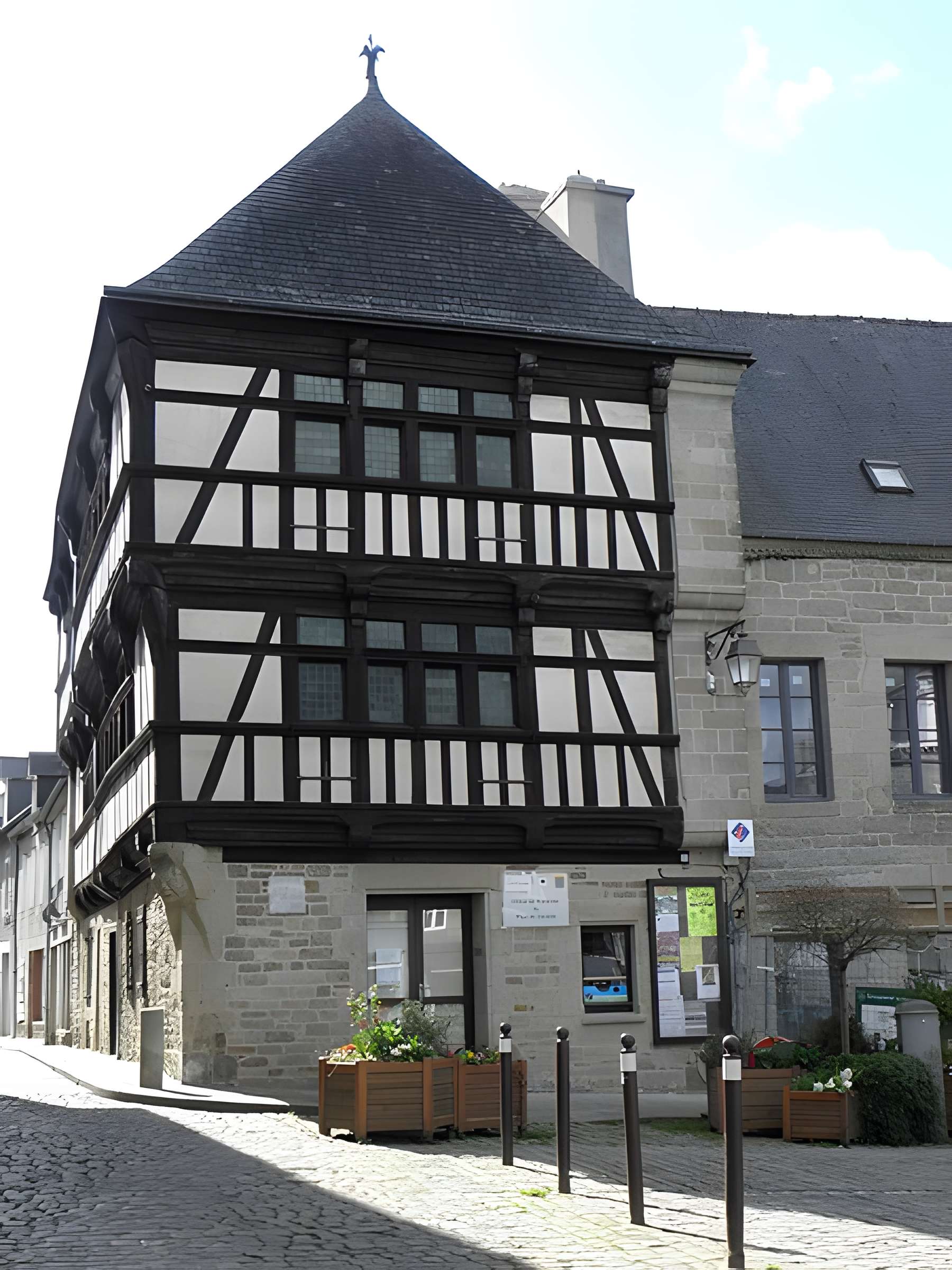 Hôtel Poulain à Quintin