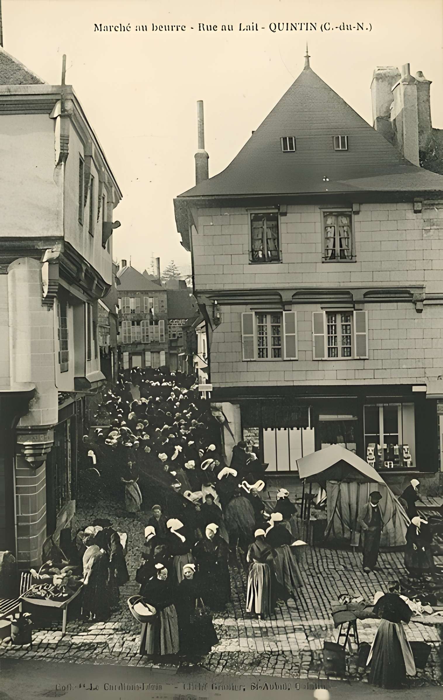 Hôtel Poulain à Quintin