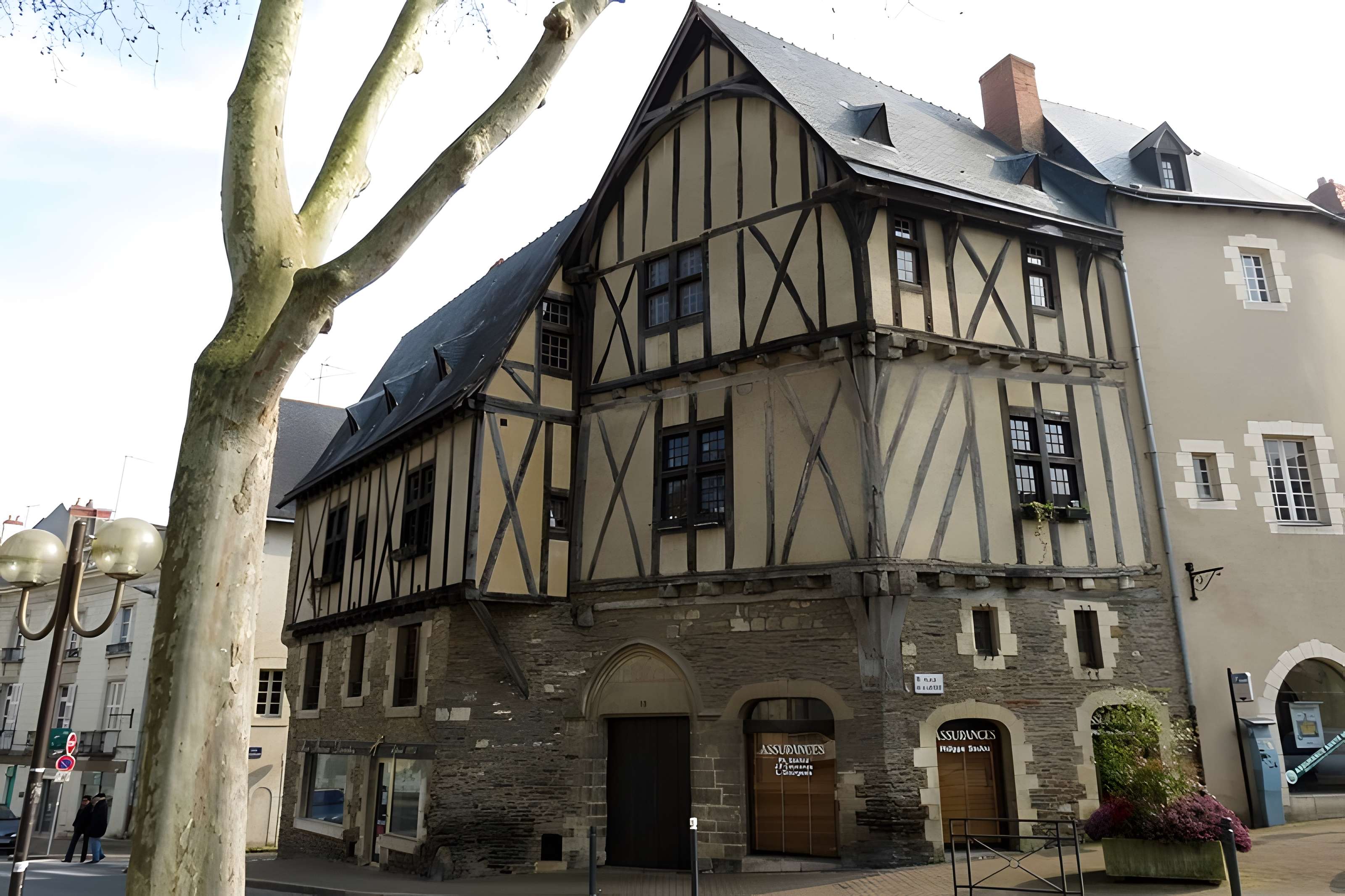 Hôtel Sabart à Angers
