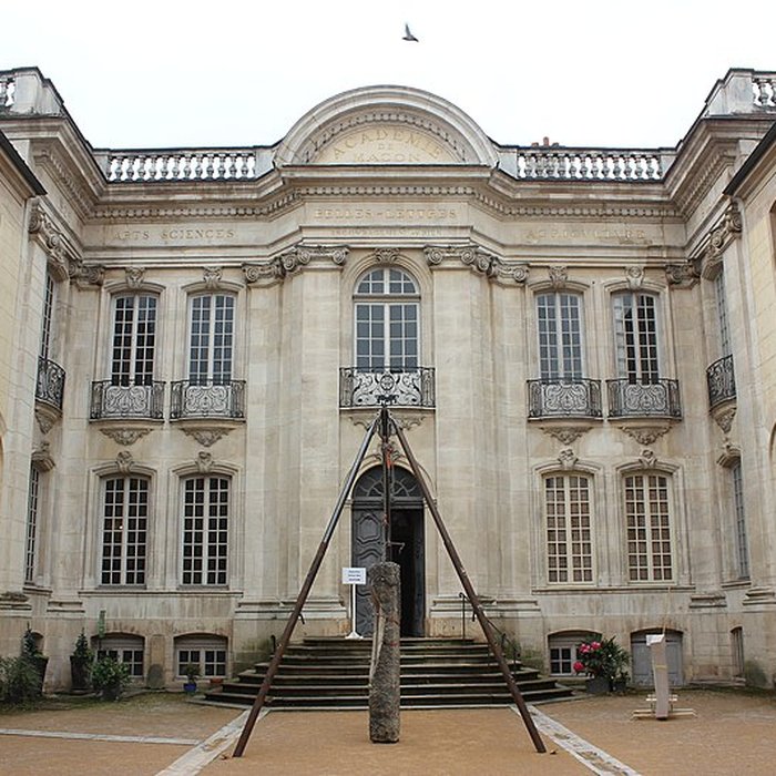 Photo de Hôtel Senecé à Mâcon