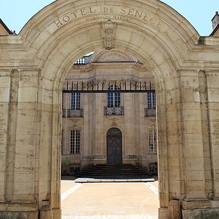 Photo de Hôtel Senecé à Mâcon