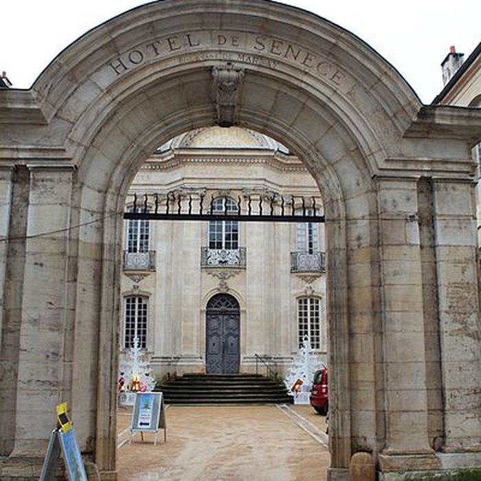 Photo de Hôtel Senecé à Mâcon