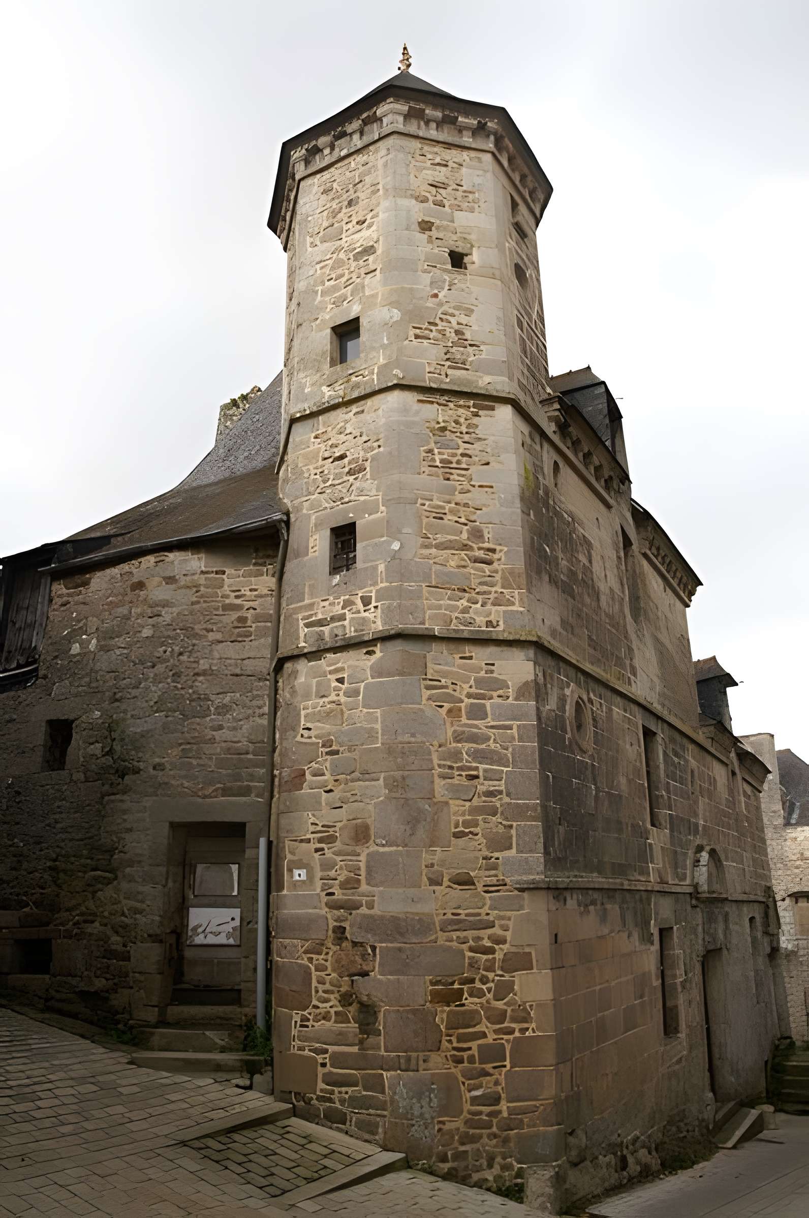 Hôtel Sevoy à Jugon-les-Lacs 