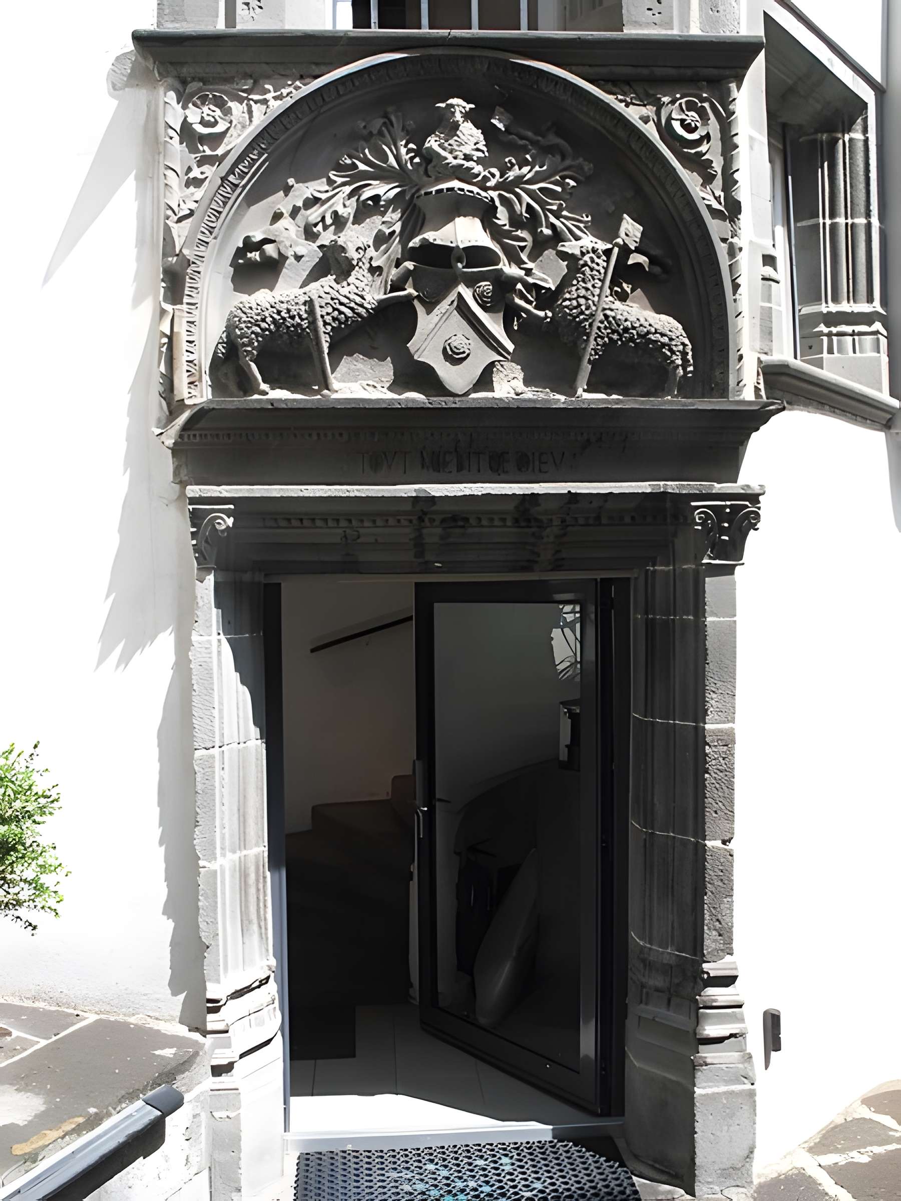 Hôtel Tixier de Brolac à Clermont-Ferrand