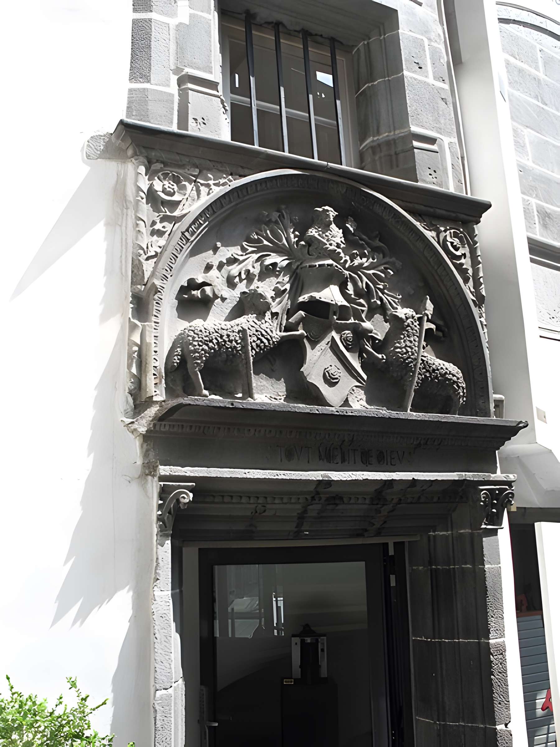 Hôtel Tixier de Brolac à Clermont-Ferrand