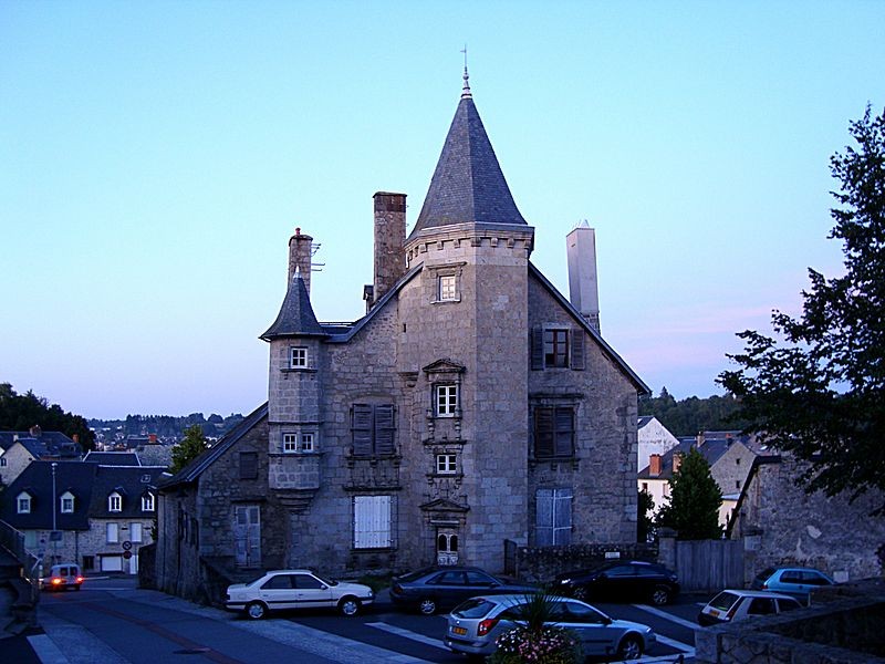 Photo de Hôtel Ventadour à Ussel