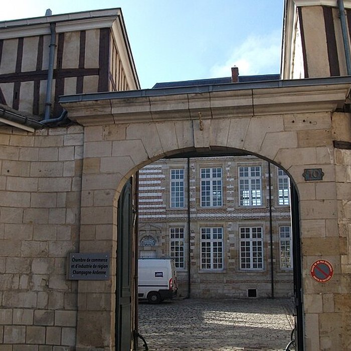 Photo de Hôtel, 10 Rue de Chastillon à Châlons-en-Champagne