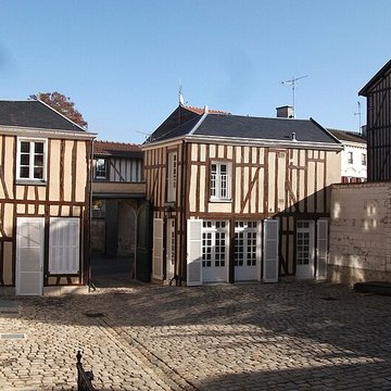 Hôtel, 10 Rue de Chastillon à Châlons-en-Champagne