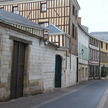 Hôtel, 10 Rue de Chastillon à Châlons-en-Champagne