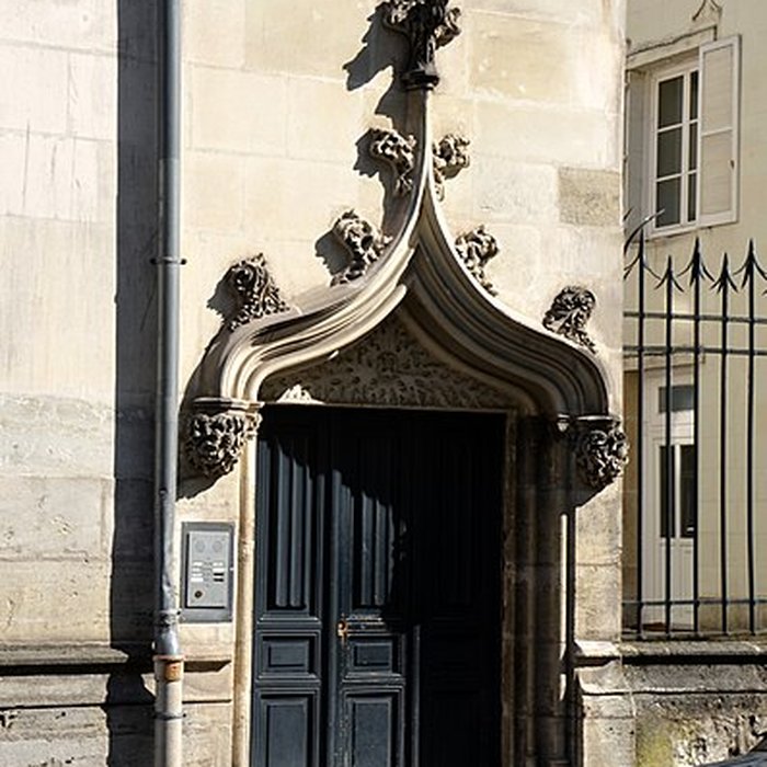 Photo de Hôtel, 22 Rue Bretonneau à Tours