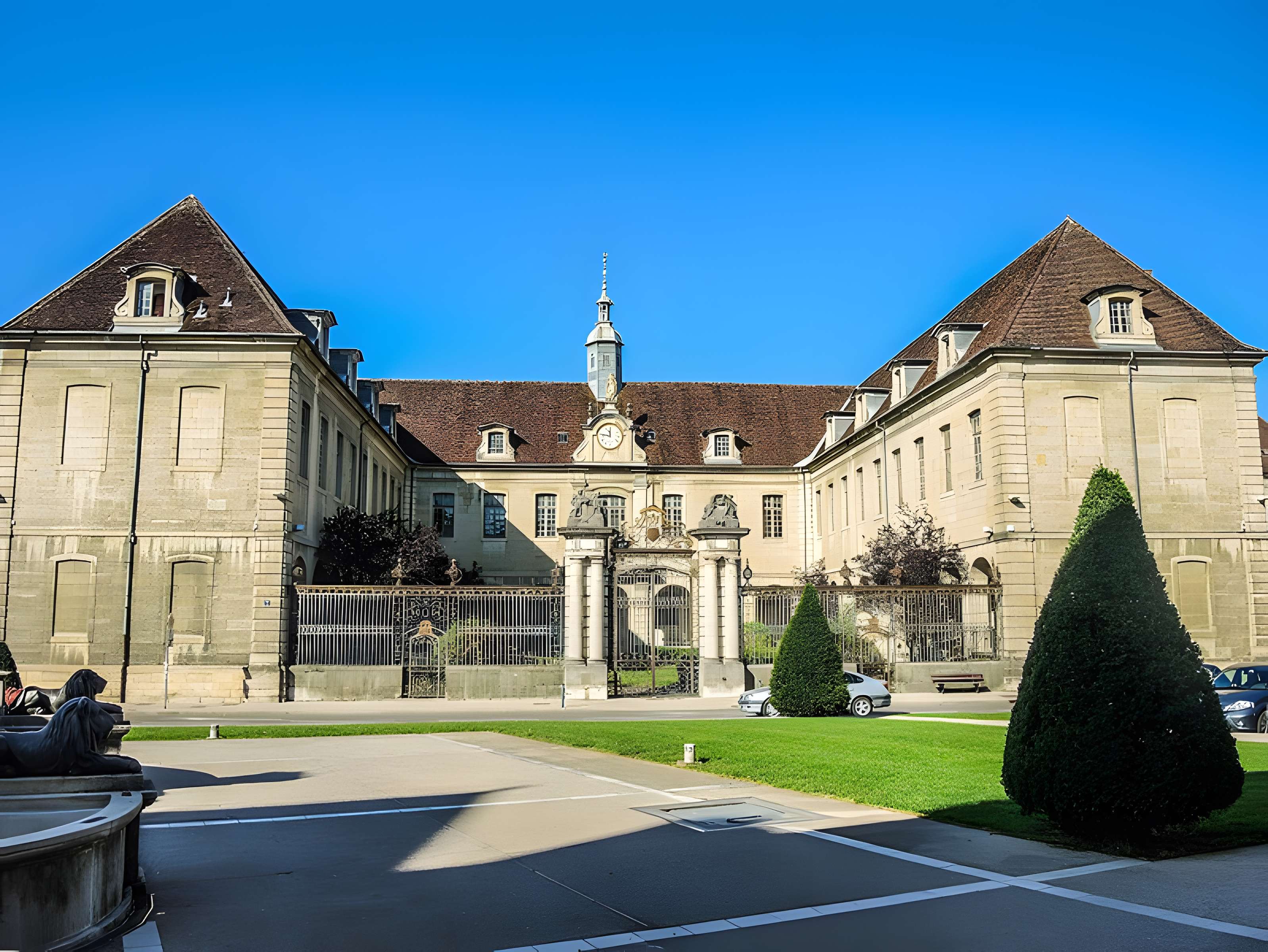 Hôtel-Dieu de Lons-le-Saunier
