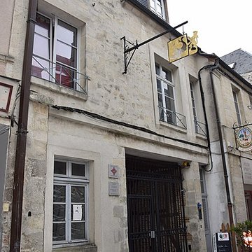 Hôtellerie du Dauphin à Laon