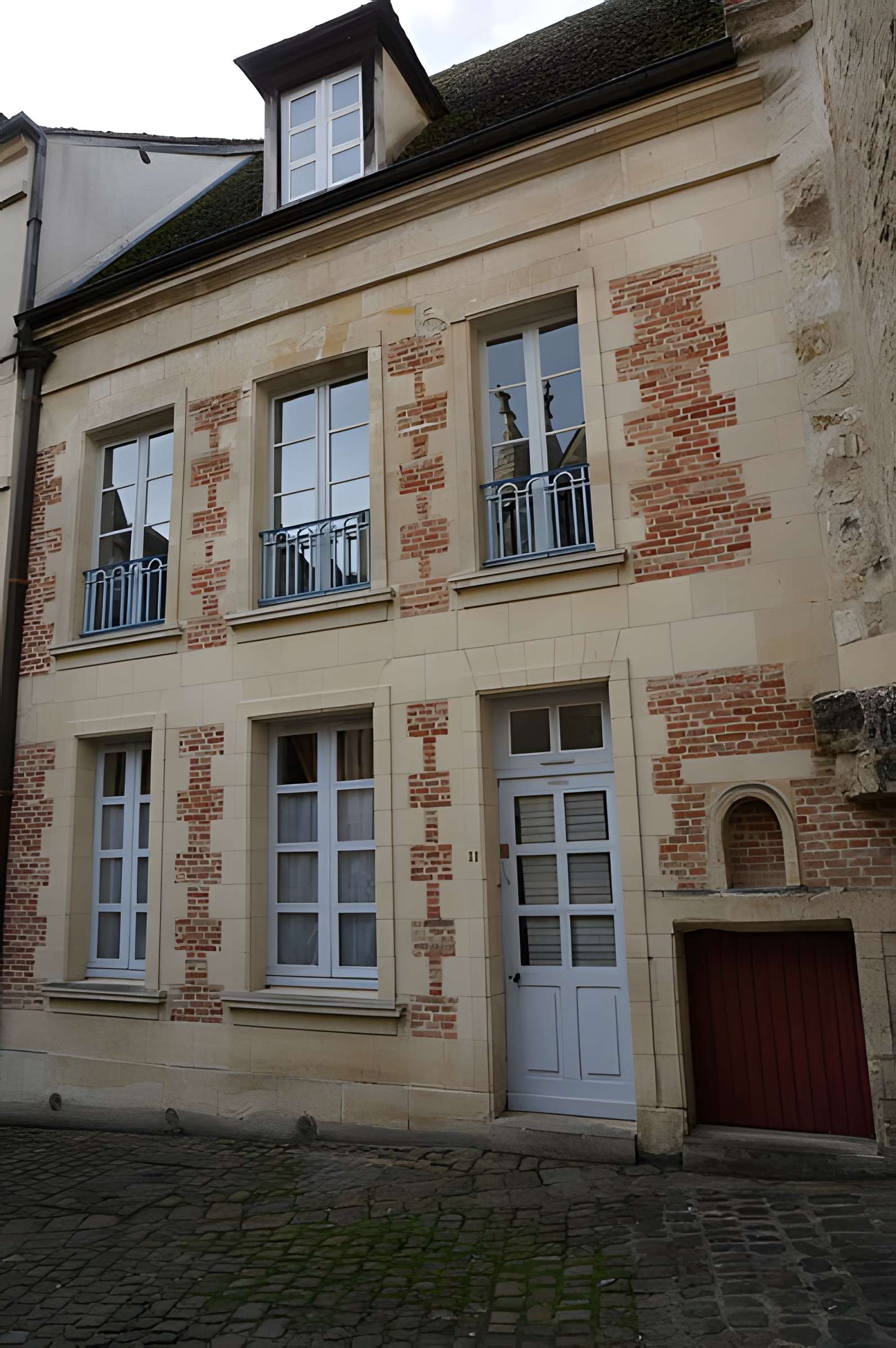 Hôtellerie du Dauphin à Laon