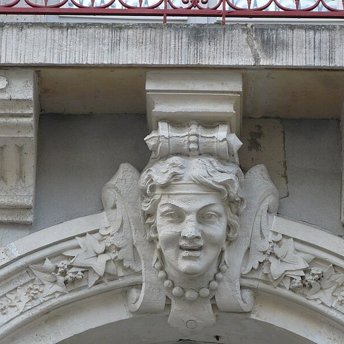 Photo de Immeuble Continental Résidence à Cauterets