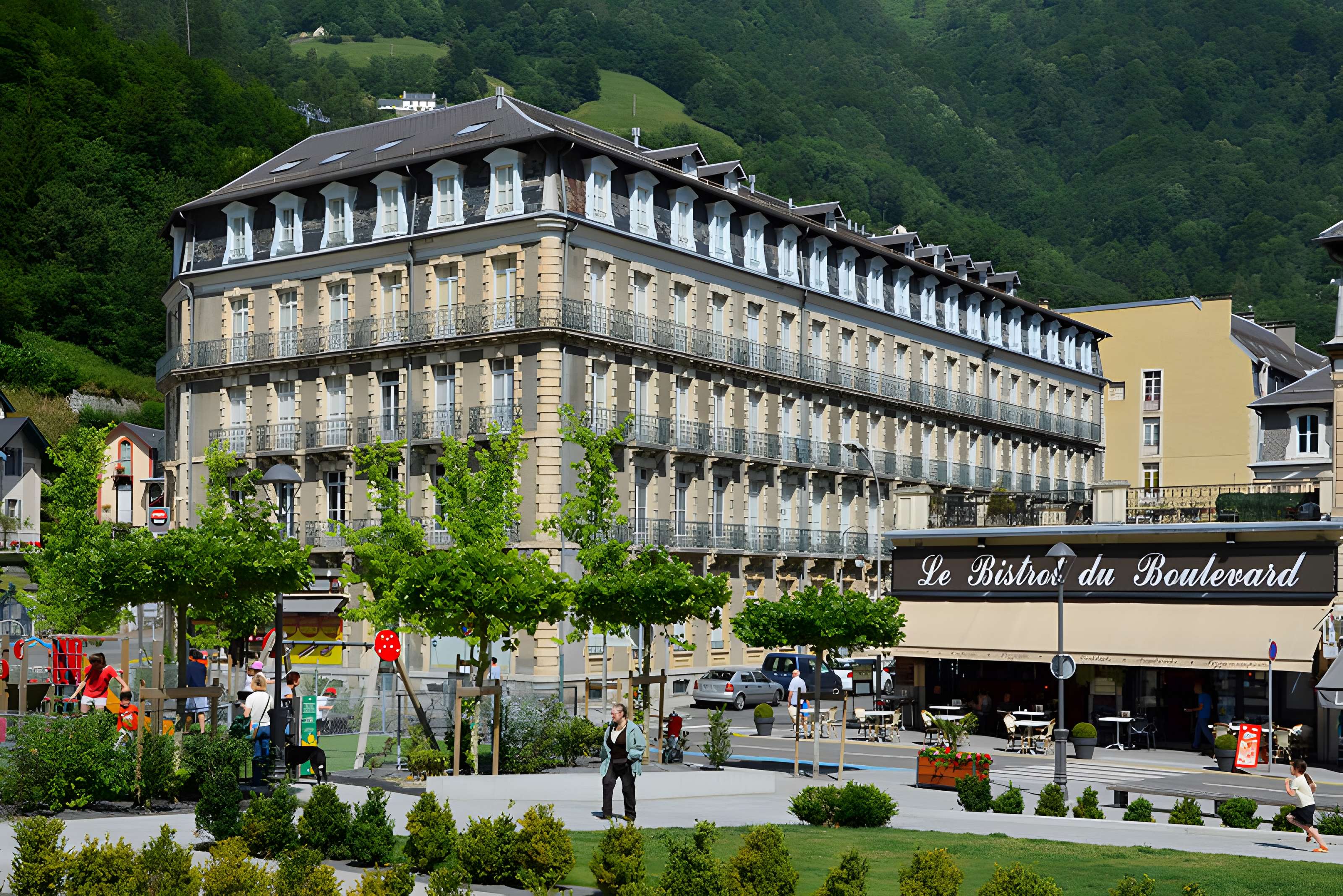 Immeuble Continental Résidence à Cauterets