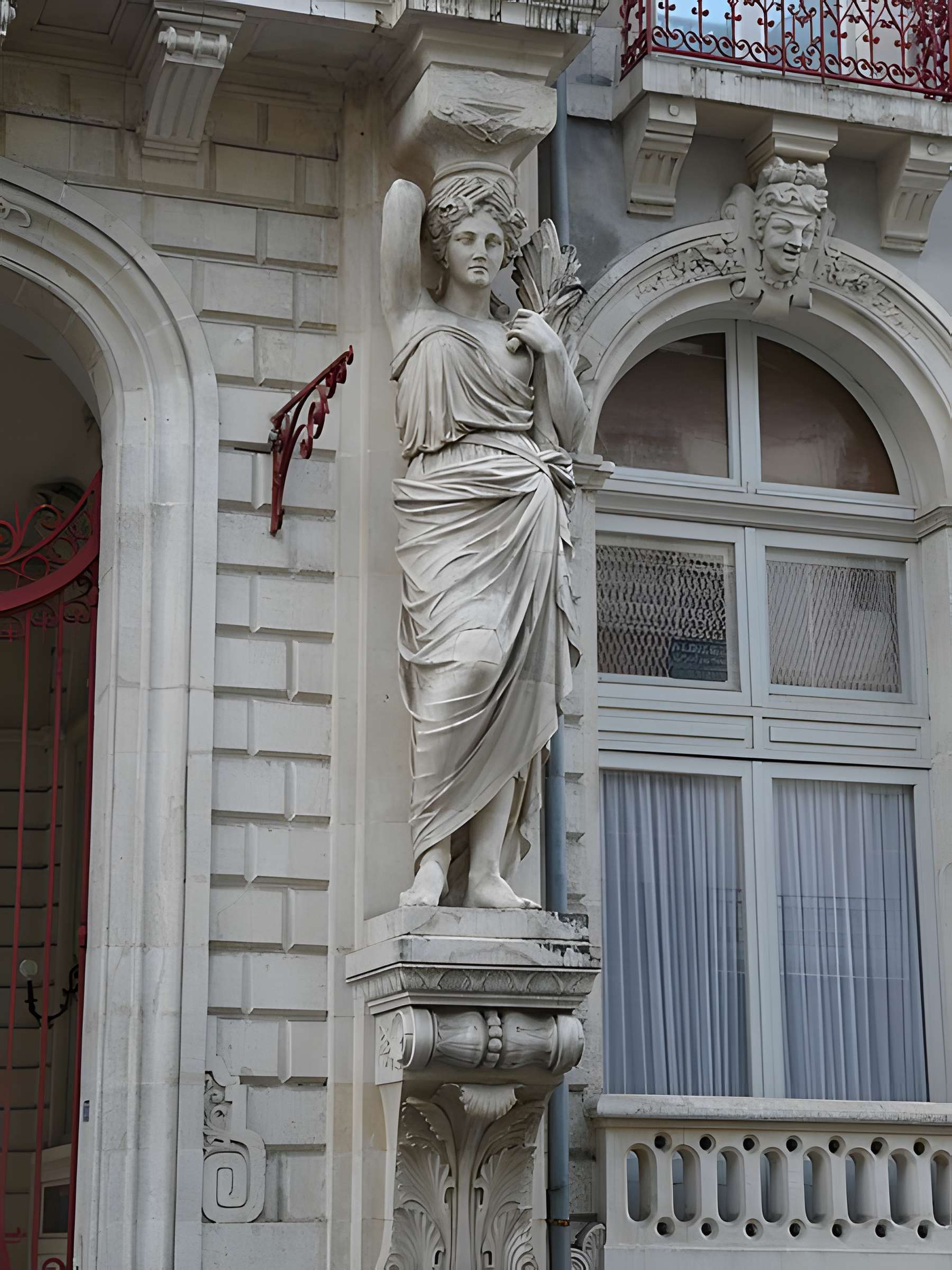 Immeuble Continental Résidence à Cauterets