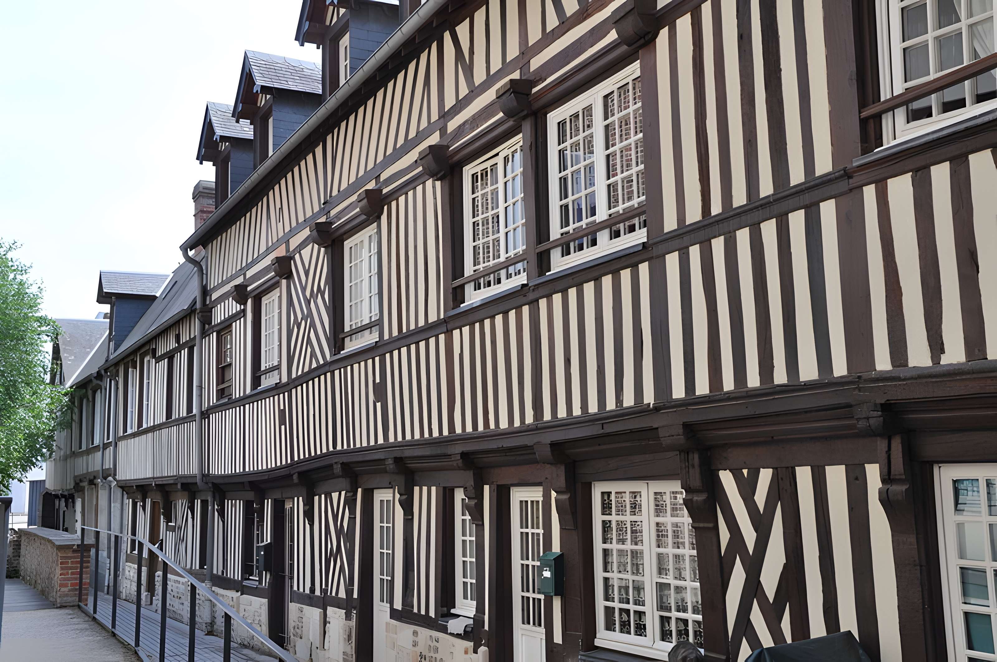 Immeuble de la cour Canel à Pont-Audemer