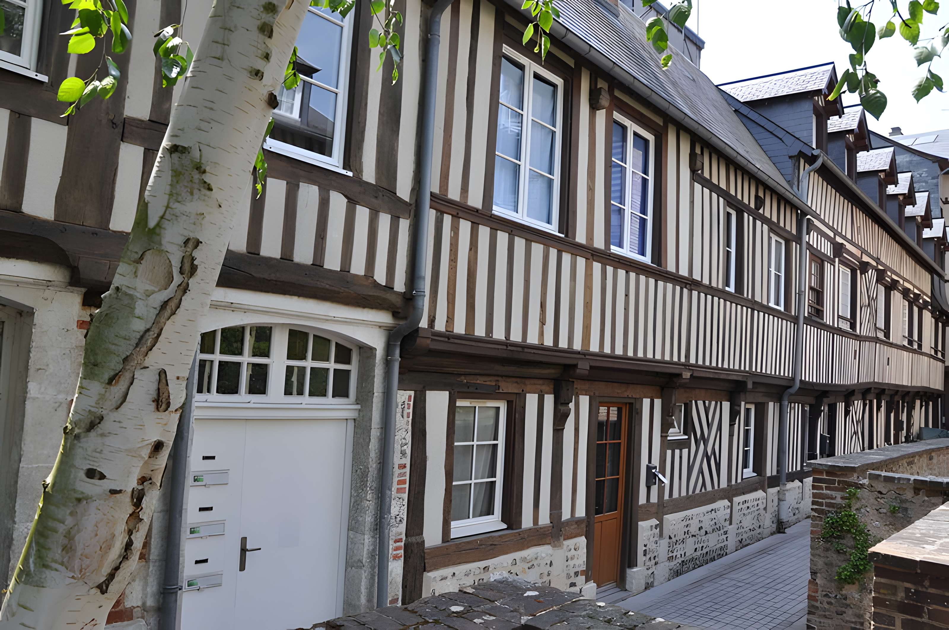 Immeuble de la cour Canel à Pont-Audemer