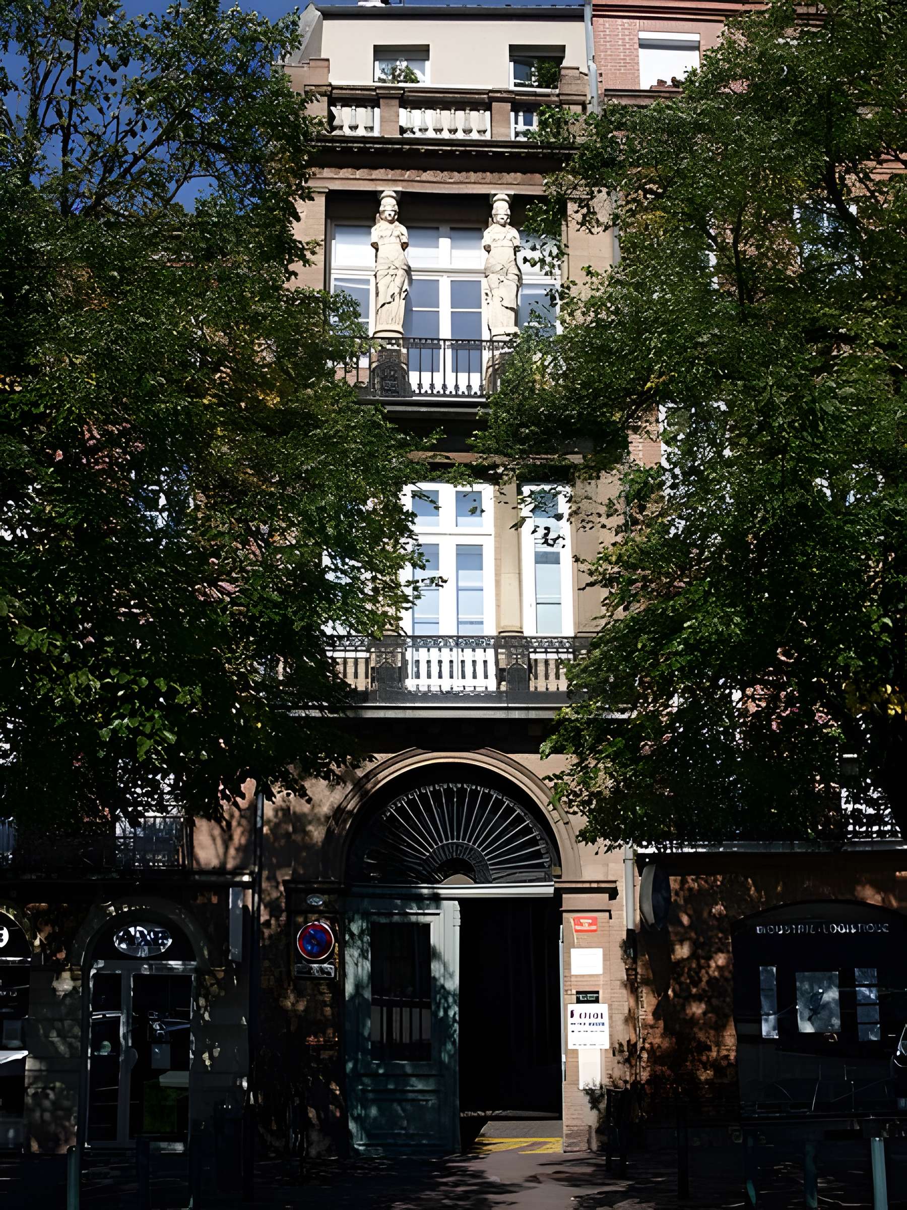Immeuble des Cariatides à Toulouse 