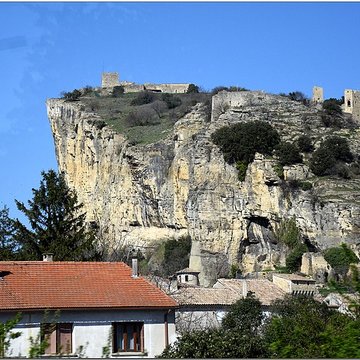 Forteresse de Mornas  