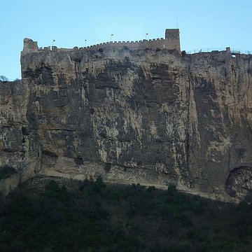 Forteresse de Mornas  
