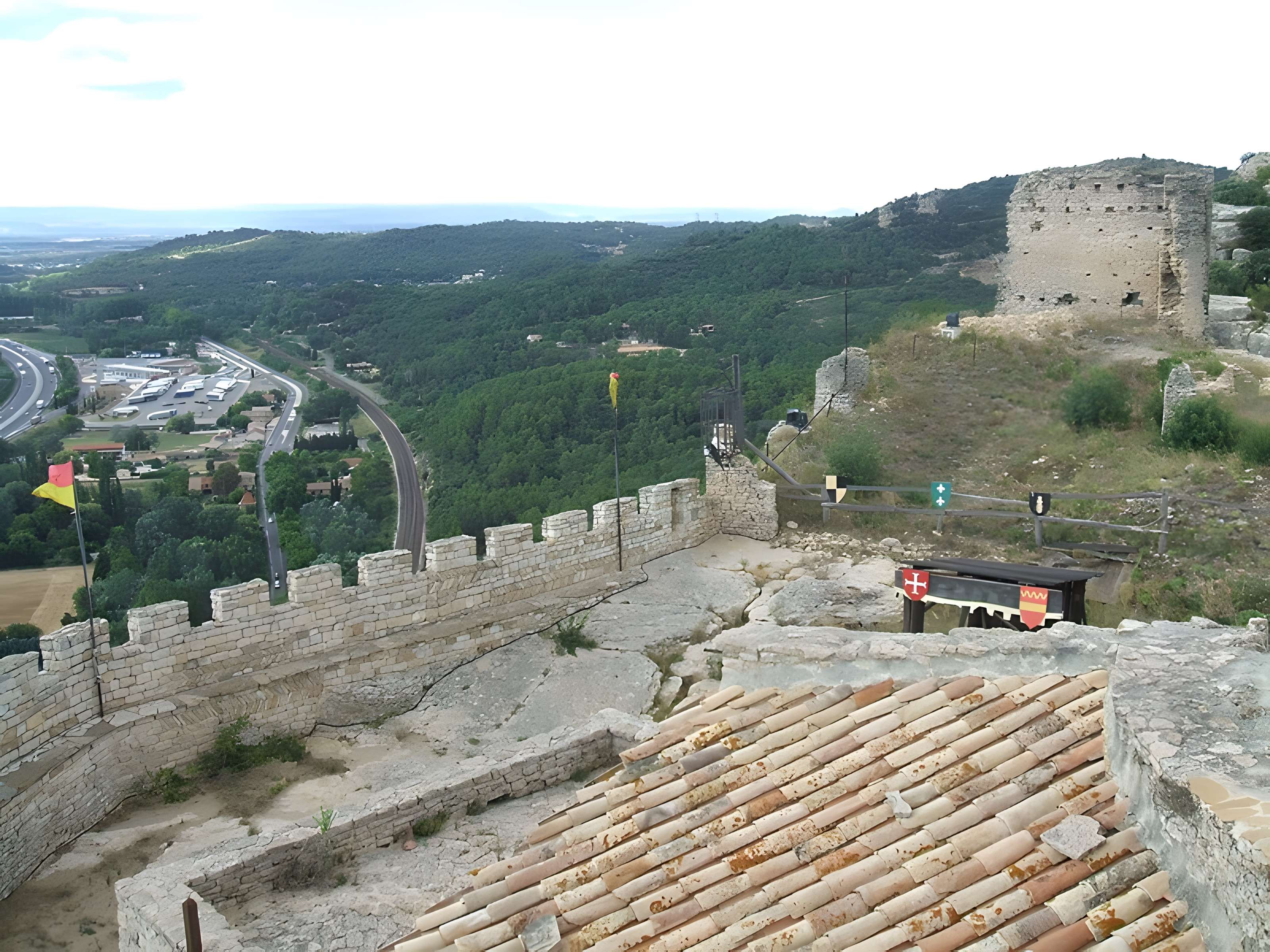 Forteresse de Mornas  