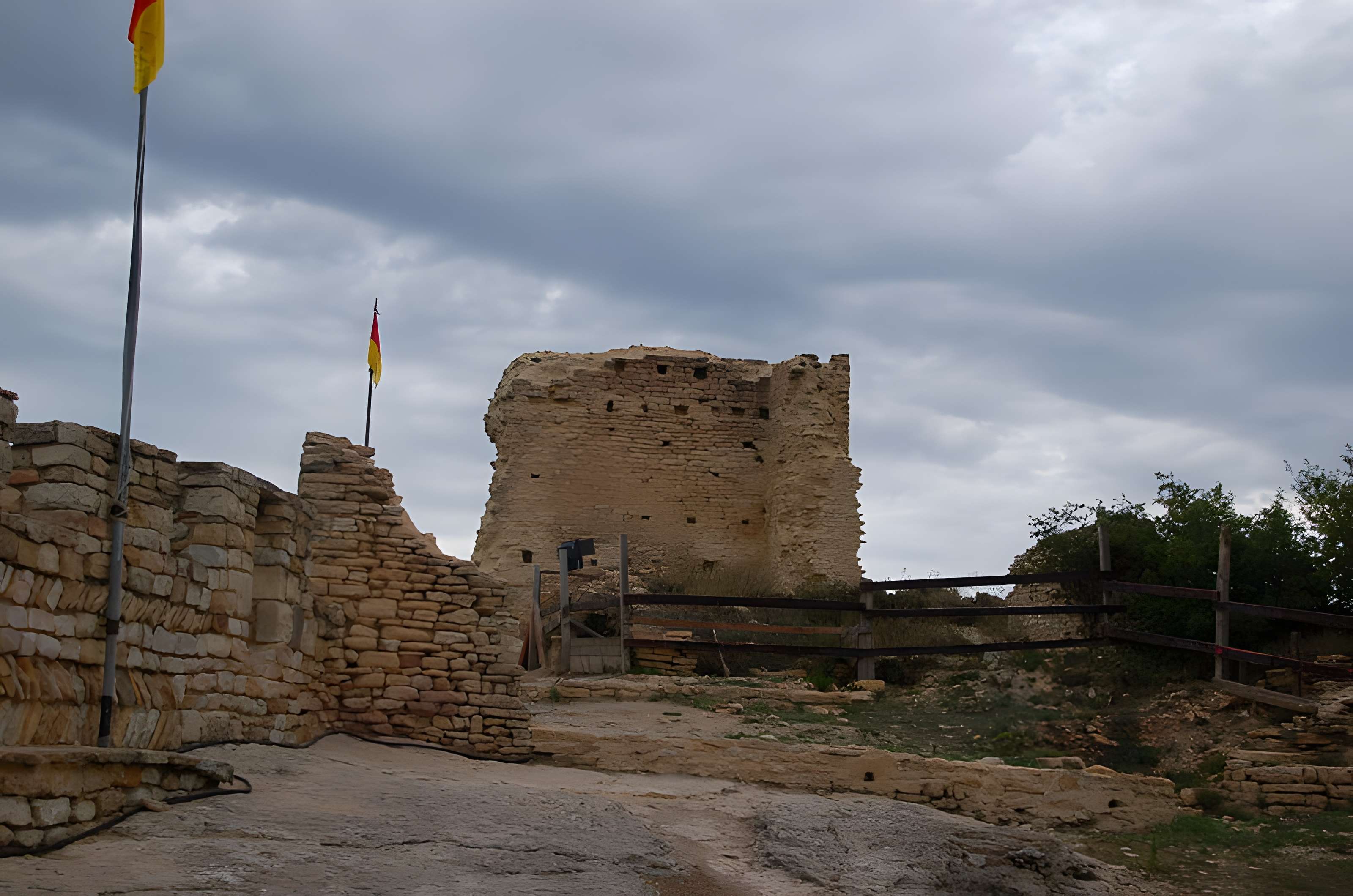 Forteresse de Mornas  