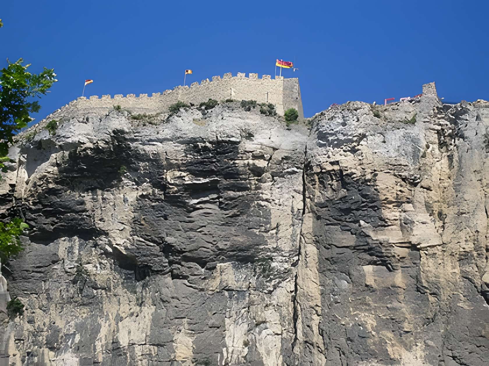 Forteresse de Mornas  