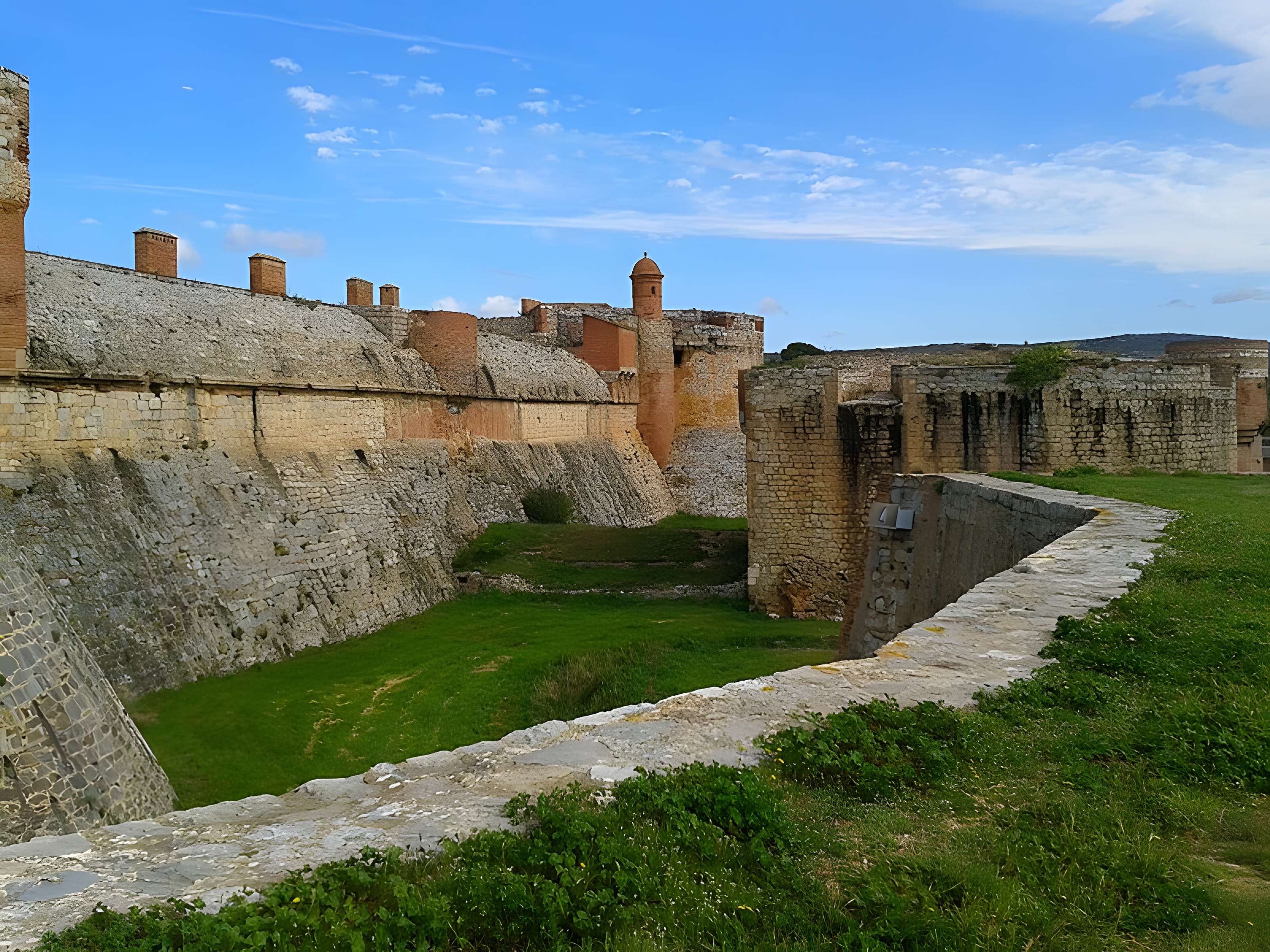 Forteresse de Salses