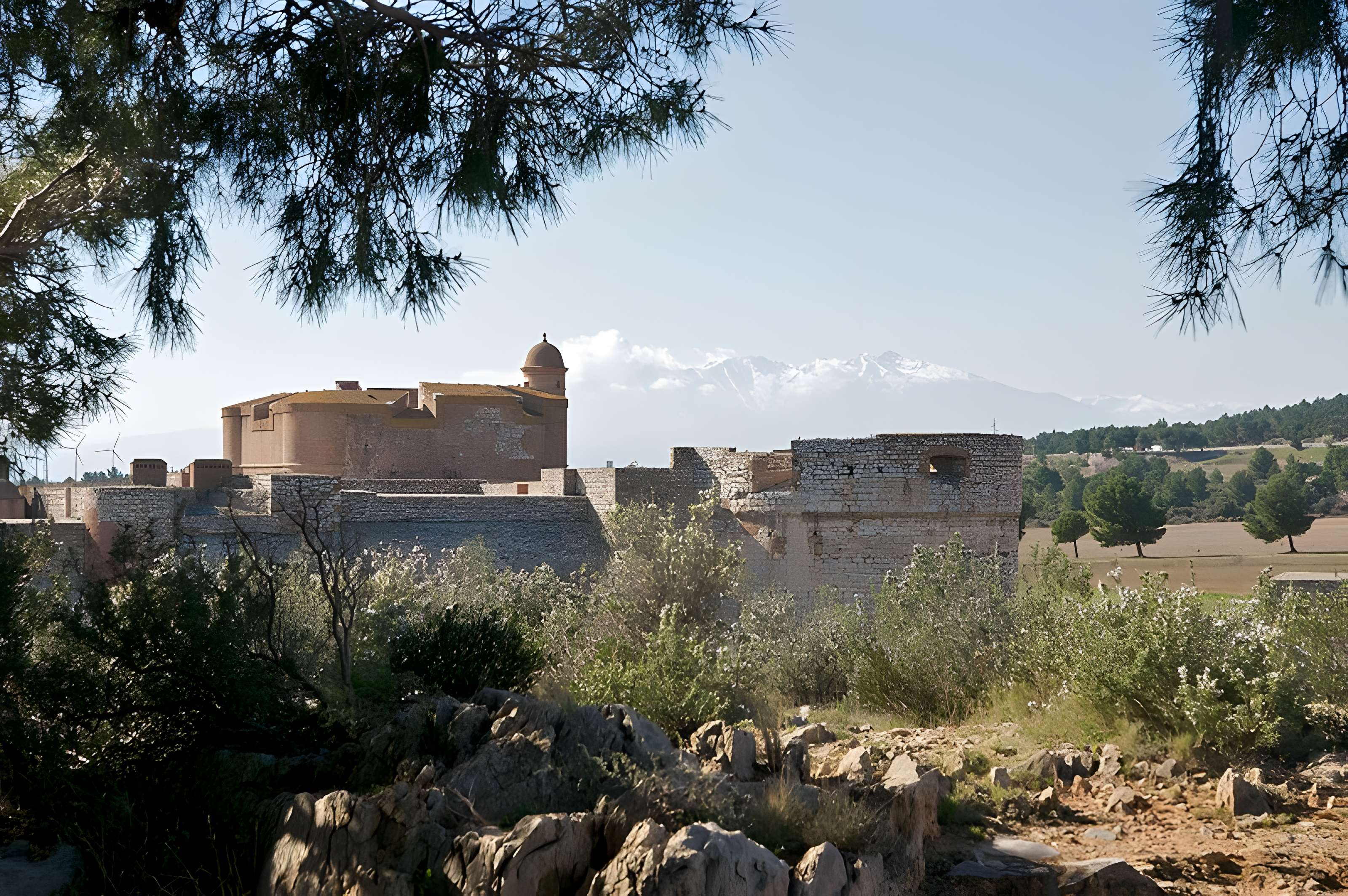Forteresse de Salses