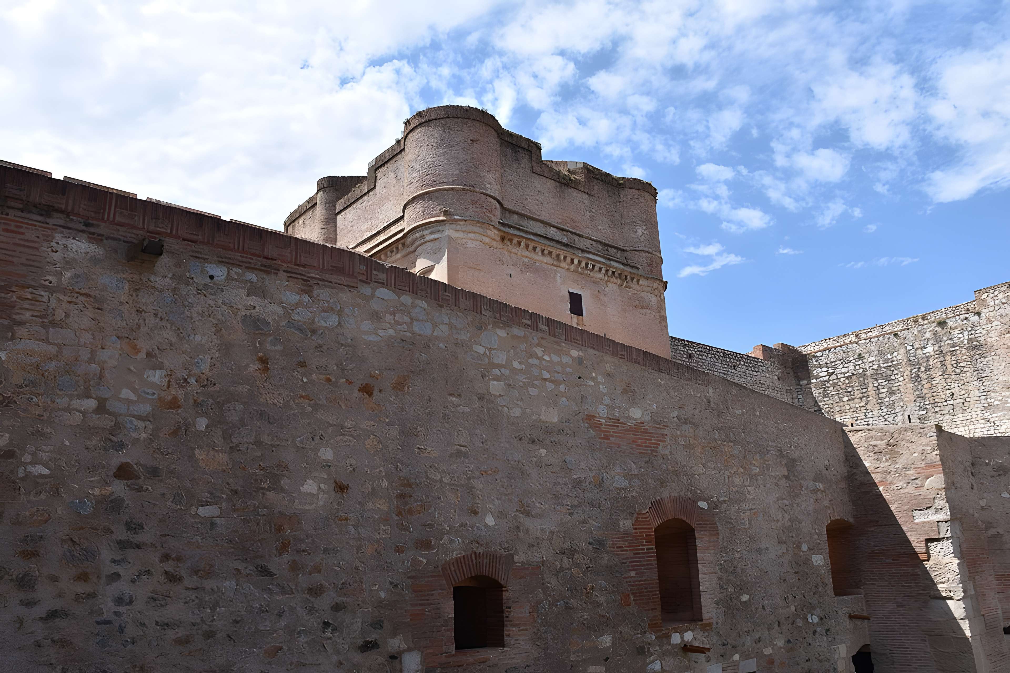 Forteresse de Salses