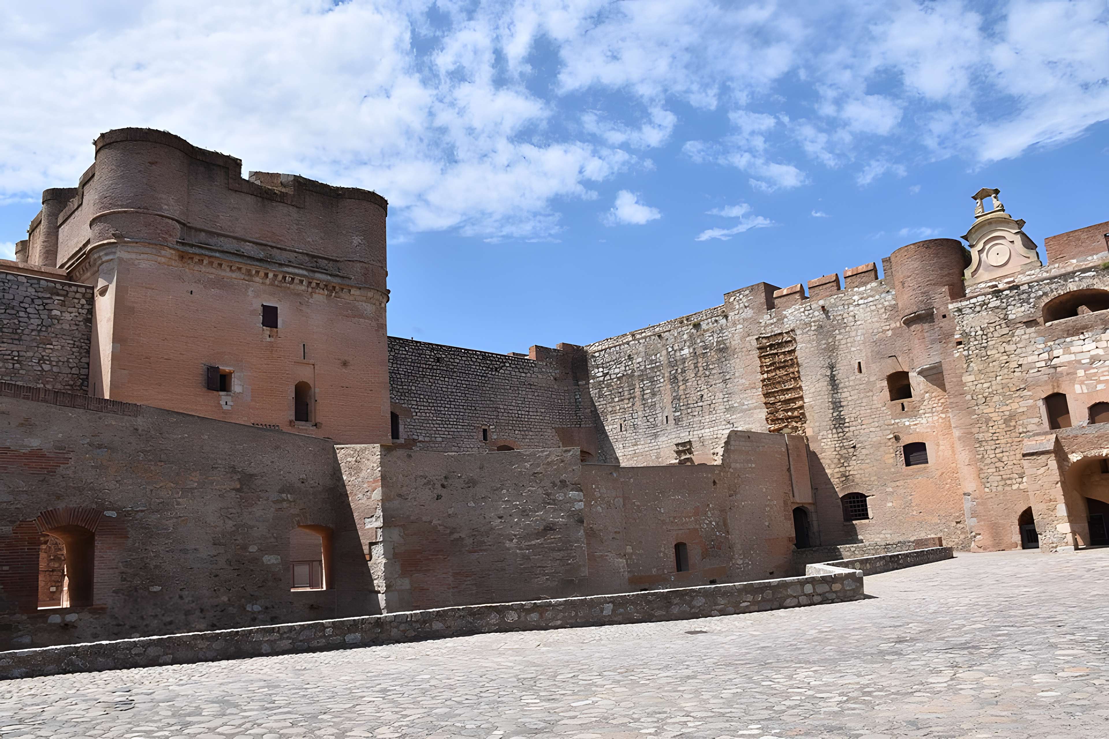 Forteresse de Salses