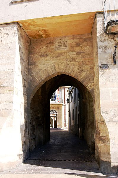 Immeuble, 1-3-5 Place de la Fontaine à Lagny-sur-Marne