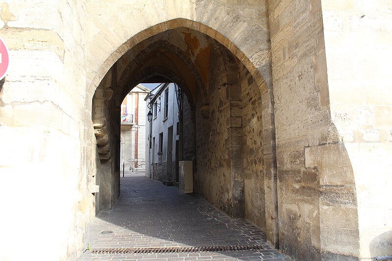 Immeuble, 1-3-5 Place de la Fontaine à Lagny-sur-Marne