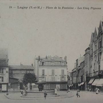 Immeuble, 1-3-5 Place de la Fontaine à Lagny-sur-Marne